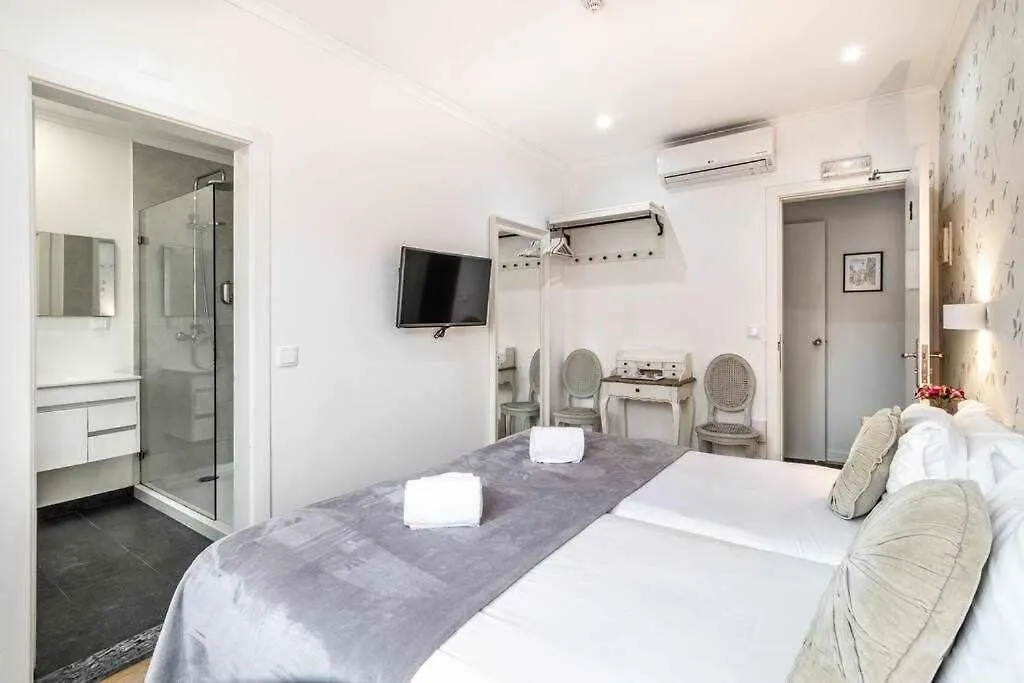 Guest house Lisbon Terrace Suites Special For Groups Up To 19 Guests