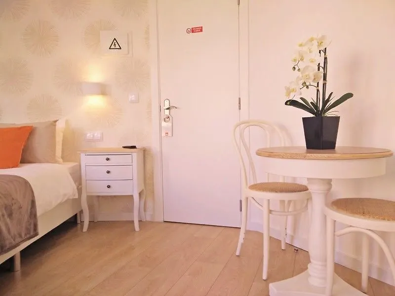 Lisbon Terrace Suites Special For Groups Up To 19 Guests 2*,  Portugal