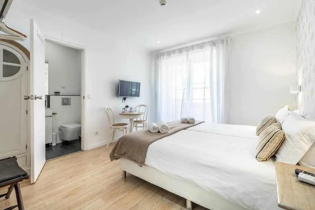 Lisbon Terrace Suites Special For Groups Up To 19 Guests 2*,  Portekiz