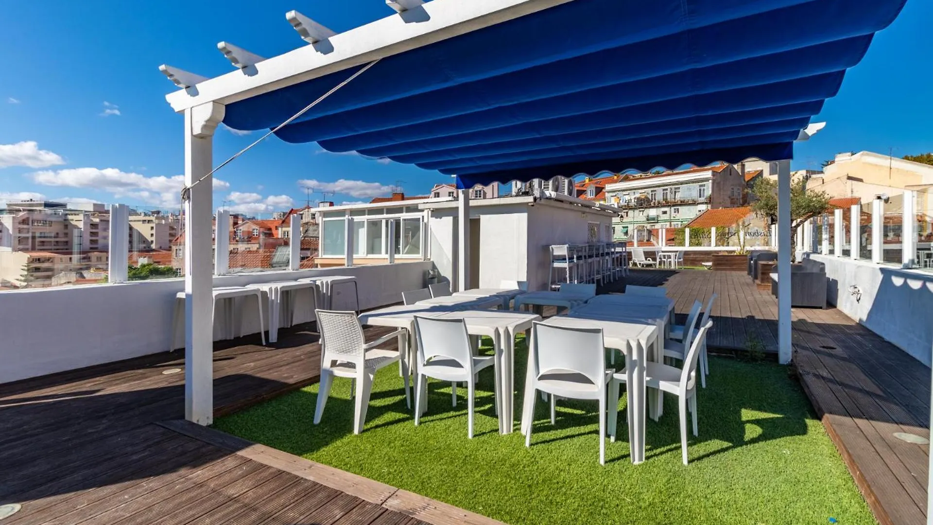Lisbon Terrace Suites Special For Groups Up To 19 Guests 2*,