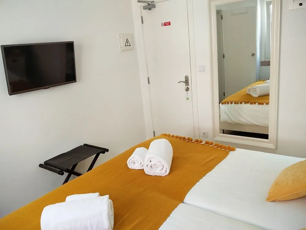 Lisbon Terrace Suites Special For Groups Up To 19 Guests 2*,  Portekiz