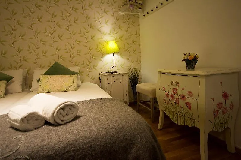 Lisbon Terrace Suites Special For Groups Up To 19 Guests Konukevi